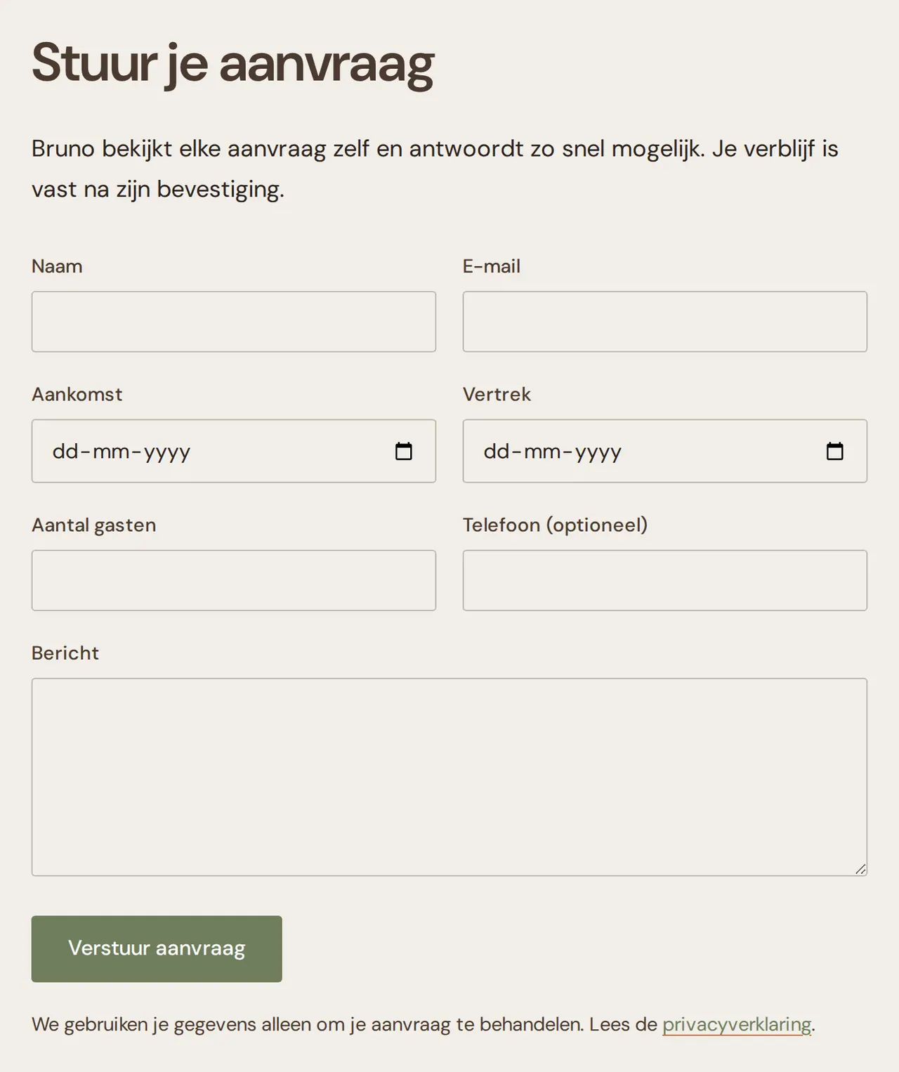 The No.4 Lange Ast request form with arrival, departure and number of guests