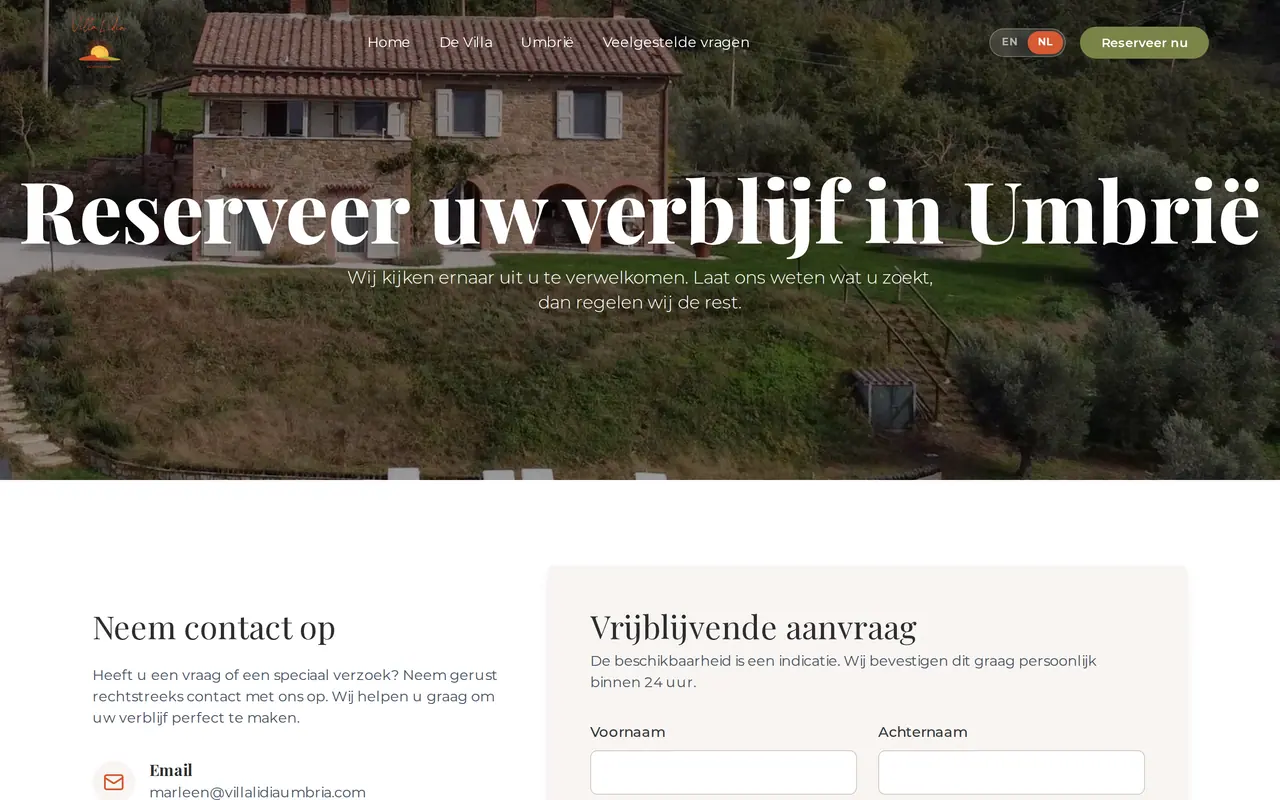 De reserveringspagina van villalidiaumbria.com in het Nederlands, met het aanvraagformulier dat wij bouwden